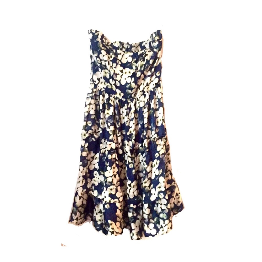 NWT Classique Floral Strapless Dress with Ruffles